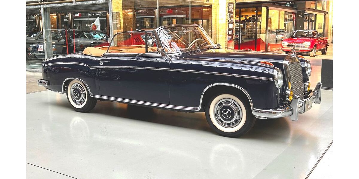 Mercedes-Benz 220 36.990 km 119.900 &euro; Berlin 10553