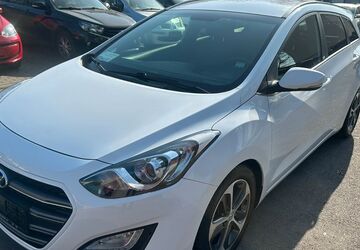 Hyundai i30 105.200 km 8.450 &euro; Berlin 12347