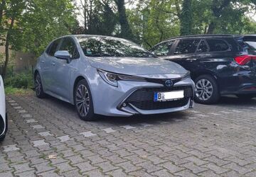 Toyota Corolla 53.000 km 22.300 &euro; Berlin 13507