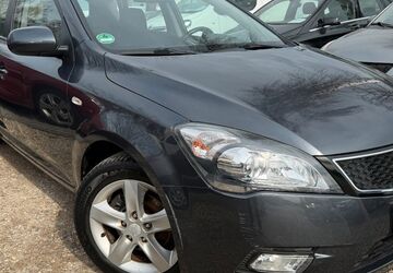 Kia ceed / Ceed 21.390 km 7.990 &euro; Berlin 13089