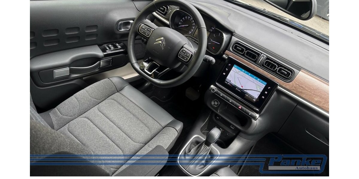 Citroen C3 110 S&S EAT6 Shine PT*LED*NAV*RFK*BT*SHZ* 13.571 km 14.890 &euro; Berlin 13187