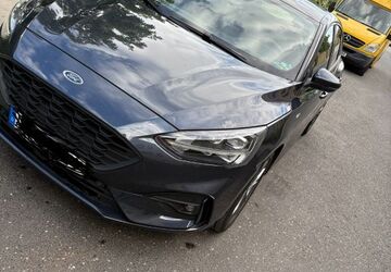 Ford Focus 92.500 km 12.500 &euro; Berlin 12627