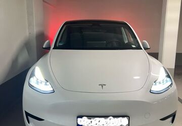 Tesla Model Y 43.400 km 29.900 &euro; Berlin 10963