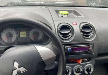 Mitsubishi Colt 126.800 km 2.400 &euro; Berlin, Stadt 12207