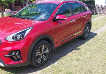 Kia Niro 94.000 km 13.700 &euro; Potsdam, Stadt 14469