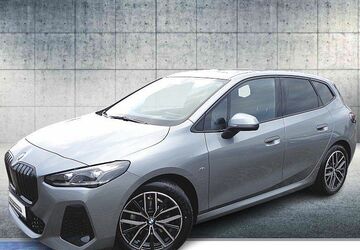 BMW 220 Active Tourer 34.600 km 29.900 &euro; Berlin 13405