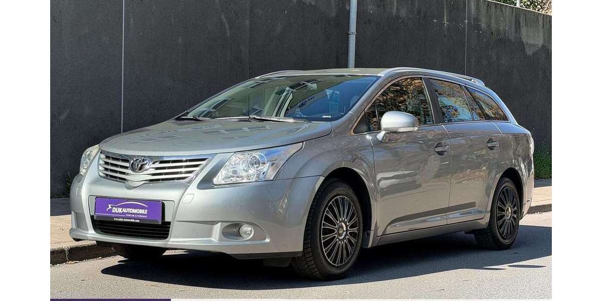 Toyota Avensis 156.369 km 7.999 &euro; Berlin 13089