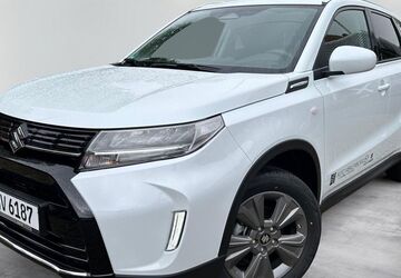Suzuki Vitara 2.700 km 27.990 &euro; Berlin 12247