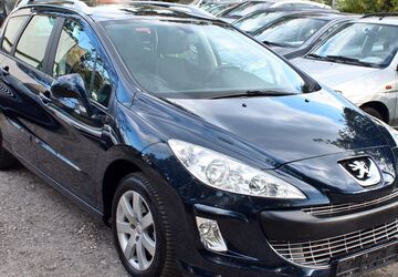 Peugeot 308 117.000 km 5.899 &euro; Berlin 13057