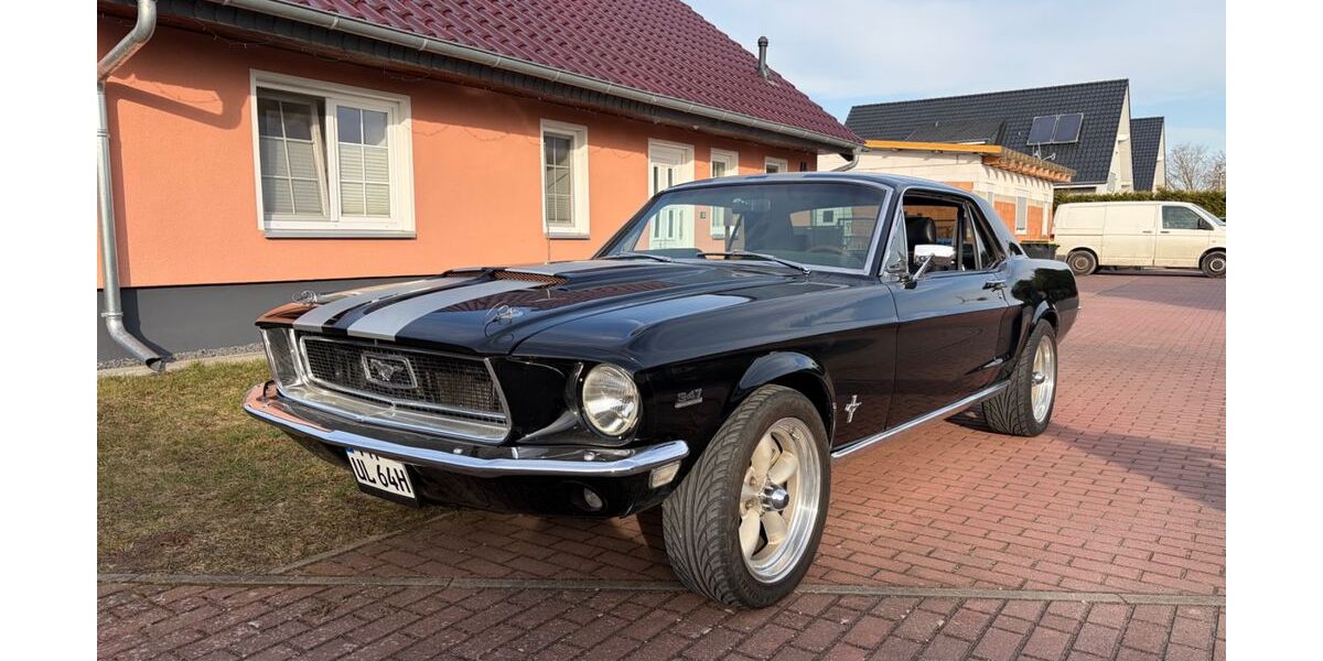 Ford Mustang 34.000 km 41.500 &euro; Kloster Lehnin 14797