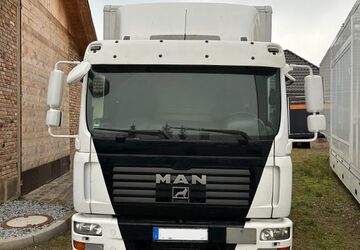 MAN Andere 321.500 km 11.898 &euro; Potsdam 14480