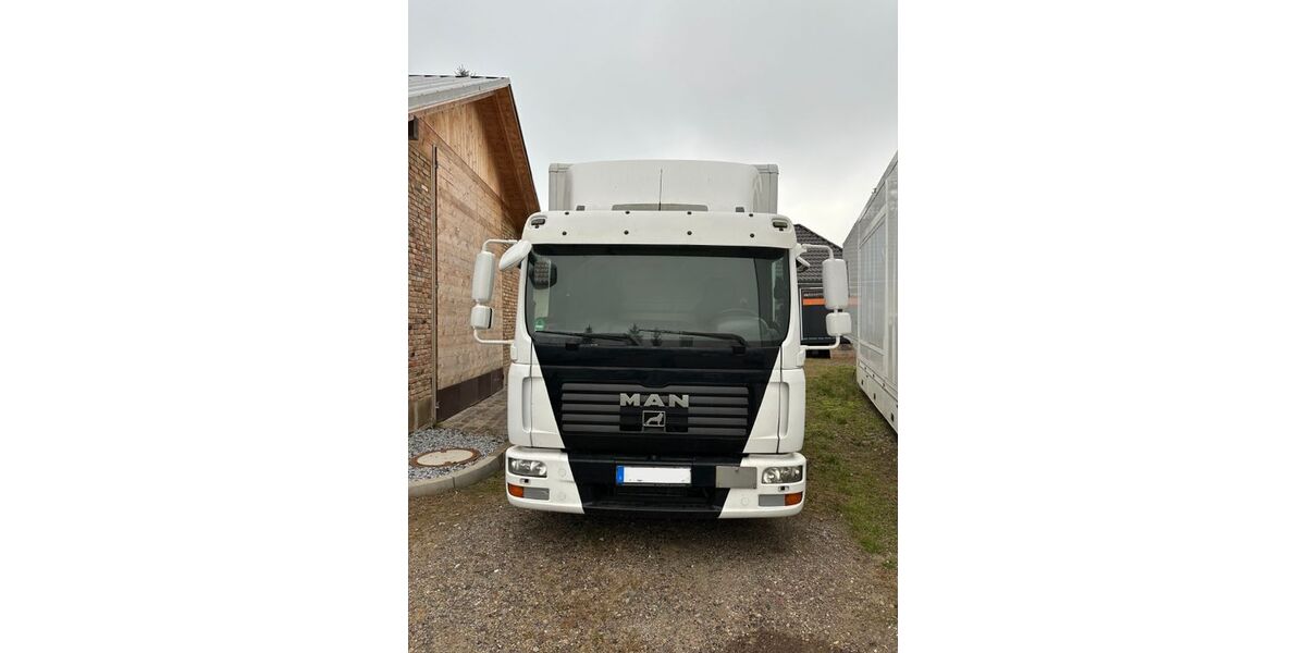 MAN Andere 321.500 km 11.898 &euro; Potsdam 14480