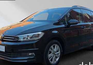 VW Touran 100.881 km 23.450 &euro; Berlin 13125
