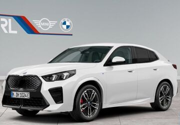 BMW iX2 4.500 km 57.190 &euro; Potsdam 14482