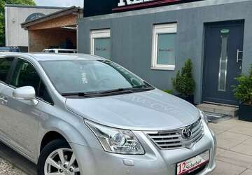 Toyota Avensis 136.000 km 8.490 &euro; Berlin 13088