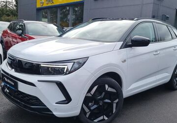 Opel Grandland (X) 17.764 km 29.980 &euro; Potsdam 14480