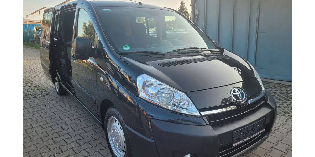Toyota Proace (Verso) 86.481 km 11.900 &euro; Berlin 12277