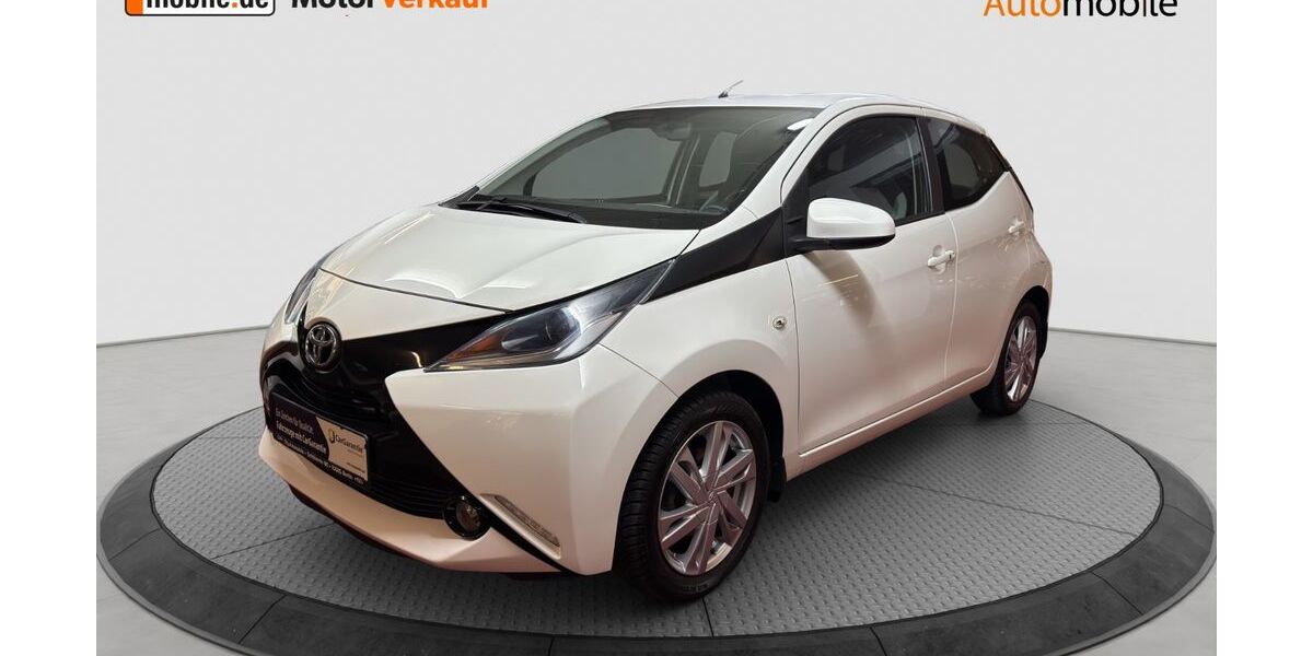Toyota Aygo (X) 40.000 km 13.980 &euro; Berlin 10625