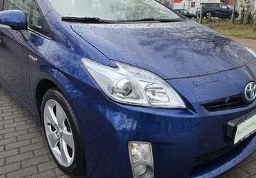 Toyota Prius 74.304 km 9.400 &euro; Berlin 13053