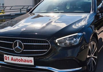 Mercedes-Benz E 300 115.000 km 24.950 &euro; Berlin 13055