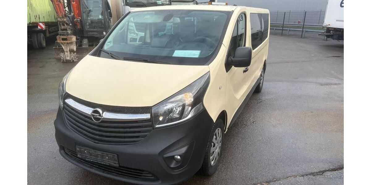 Opel Vivaro 320.000 km 8.900 &euro; Ludwigsfelde 14974