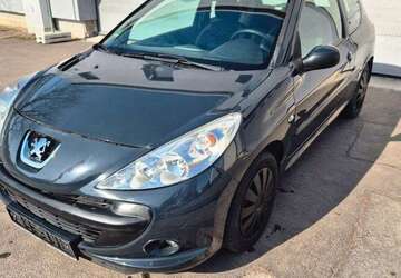 Peugeot 206 69.000 km 3.290 &euro; Berlin 13435