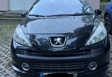 Peugeot 207 140.000 km 3.200 &euro; Potsdam 14478