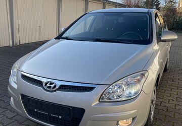 Hyundai i30 200.247 km 3.000 &euro; Berlin 13591