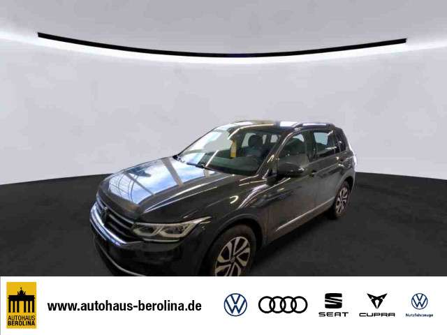 VW Tiguan 106.838 km 20.888 &euro; Berlin 10709
