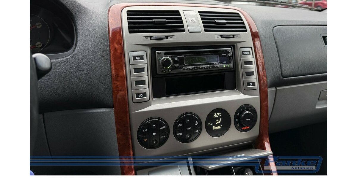 Kia Carnival 2.9 CRDi EX Aut.*6Sitz*Export*Pano*SHZ* 208.364 km 3.780 &euro; Berlin 13187