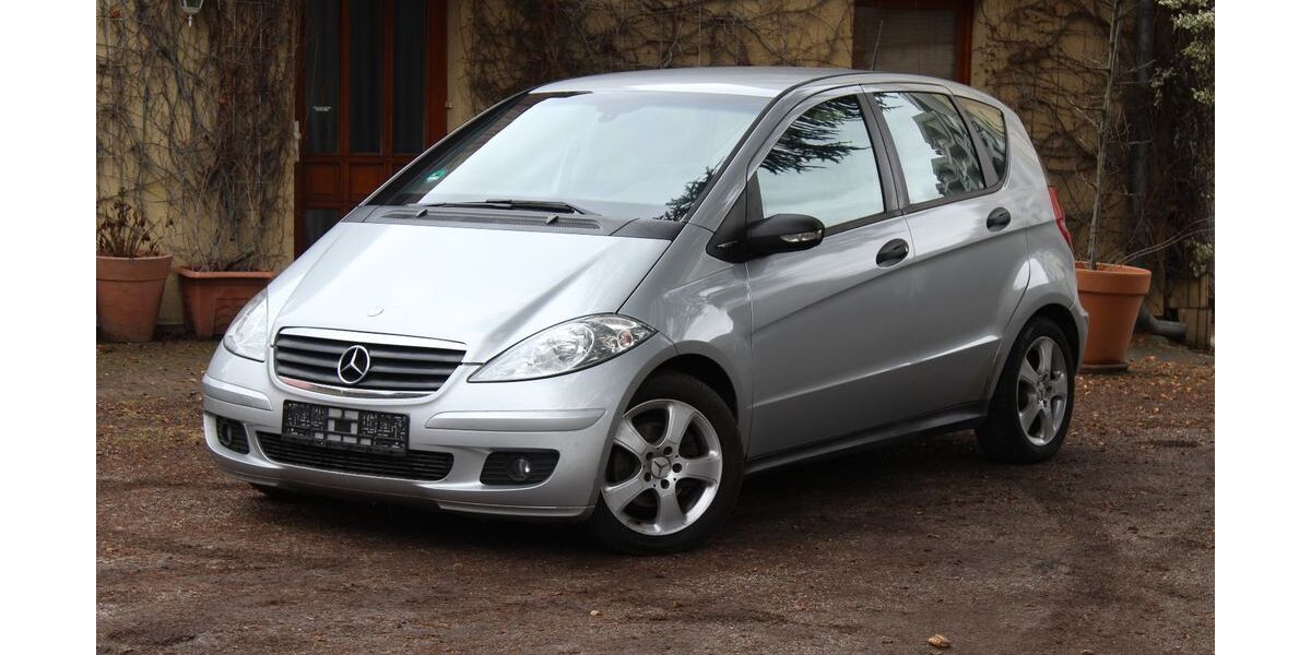 Mercedes-Benz A 180 268.900 km 2.799 &euro; Berlin 10317