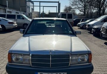 Mercedes-Benz 190 274.106 km 6.500 &euro; Berlin 13507