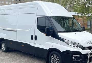 IVECO Daily 188.000 km 25.942 &euro; Berlin 12681