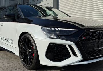 Audi RS3 16.900 km 62.850 &euro; Berlin 13051
